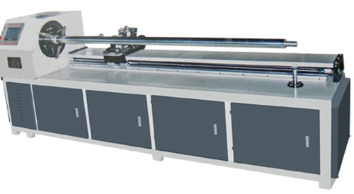Machine de découpe de tubes en papier